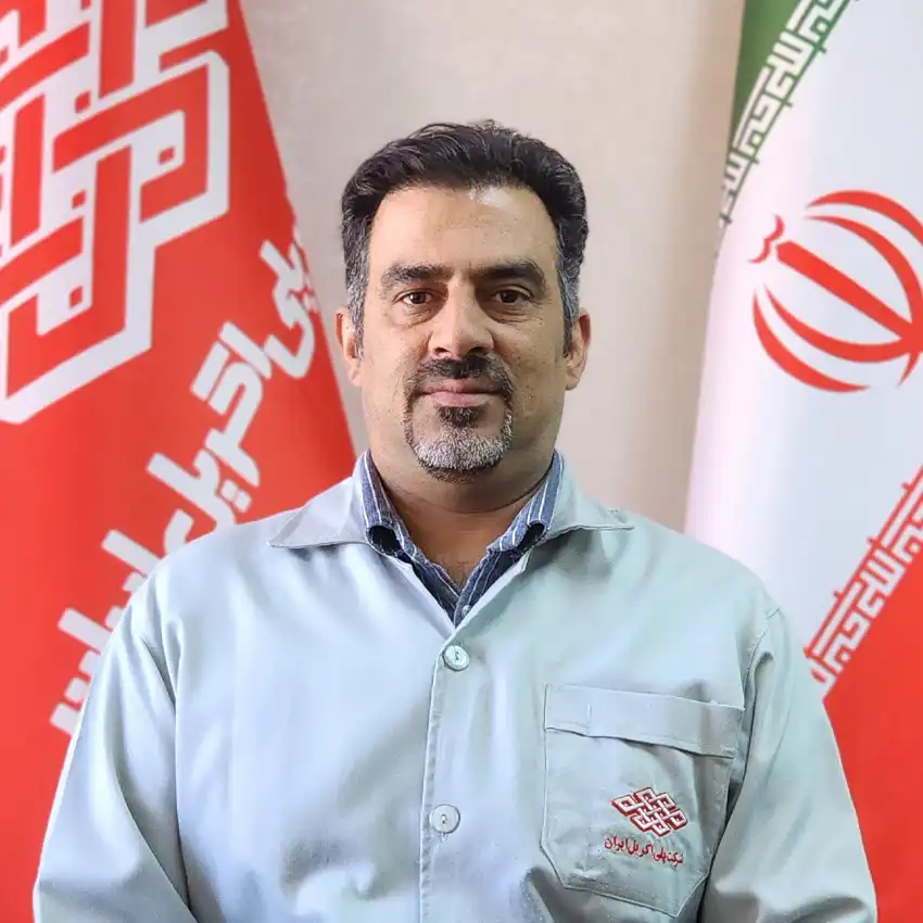 آقای مهندس هاشم زاده مدیر بخش تدارکات پلی اکریل